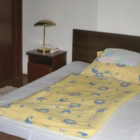 Three-bedroom Holiday In