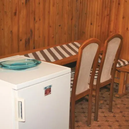 Дом отдыха Three-bedroom Holiday In